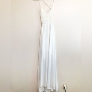 Elegant White Maxi Dress